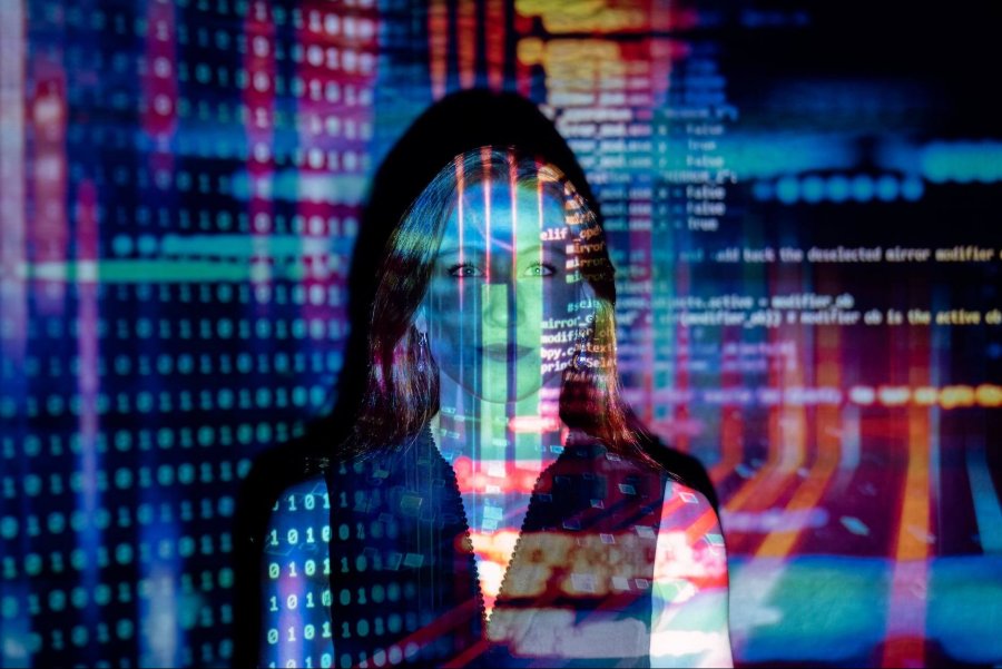 a woman using ai for her art business